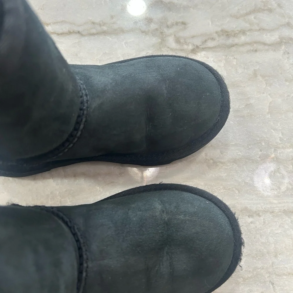 Ugg Boots Classic II Size 13 Black Girls Toddler 1017703K Warm‎ Winter Kids